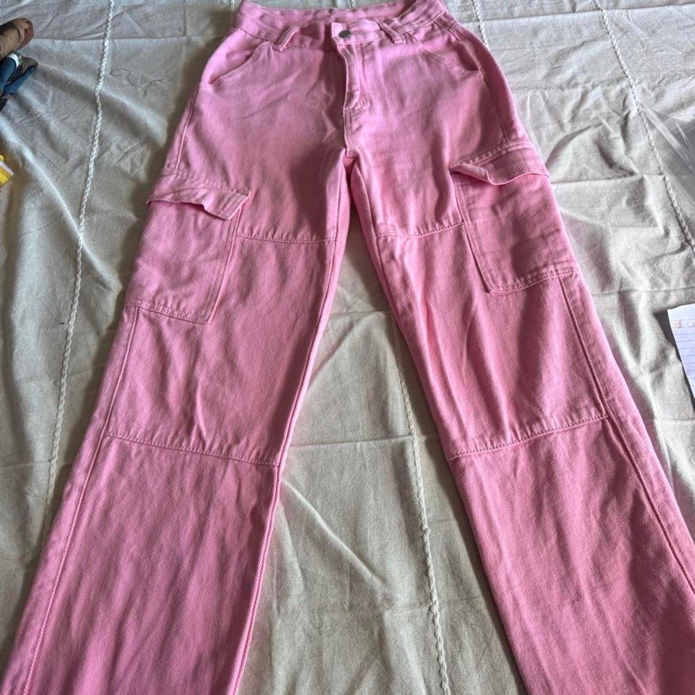 SHEIN pink cargo pants in XXS